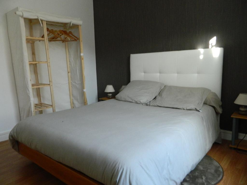 Melitine Apartment Saint-Amand-Montrond Room photo